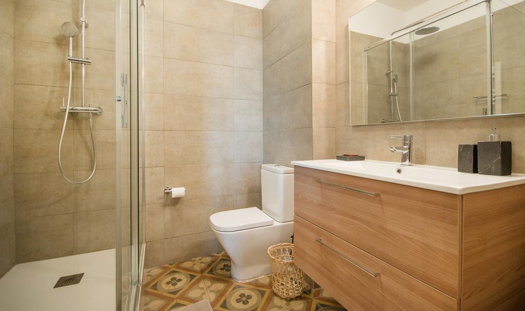 You Stylish Boutique Apartments Barcellona Esterno foto